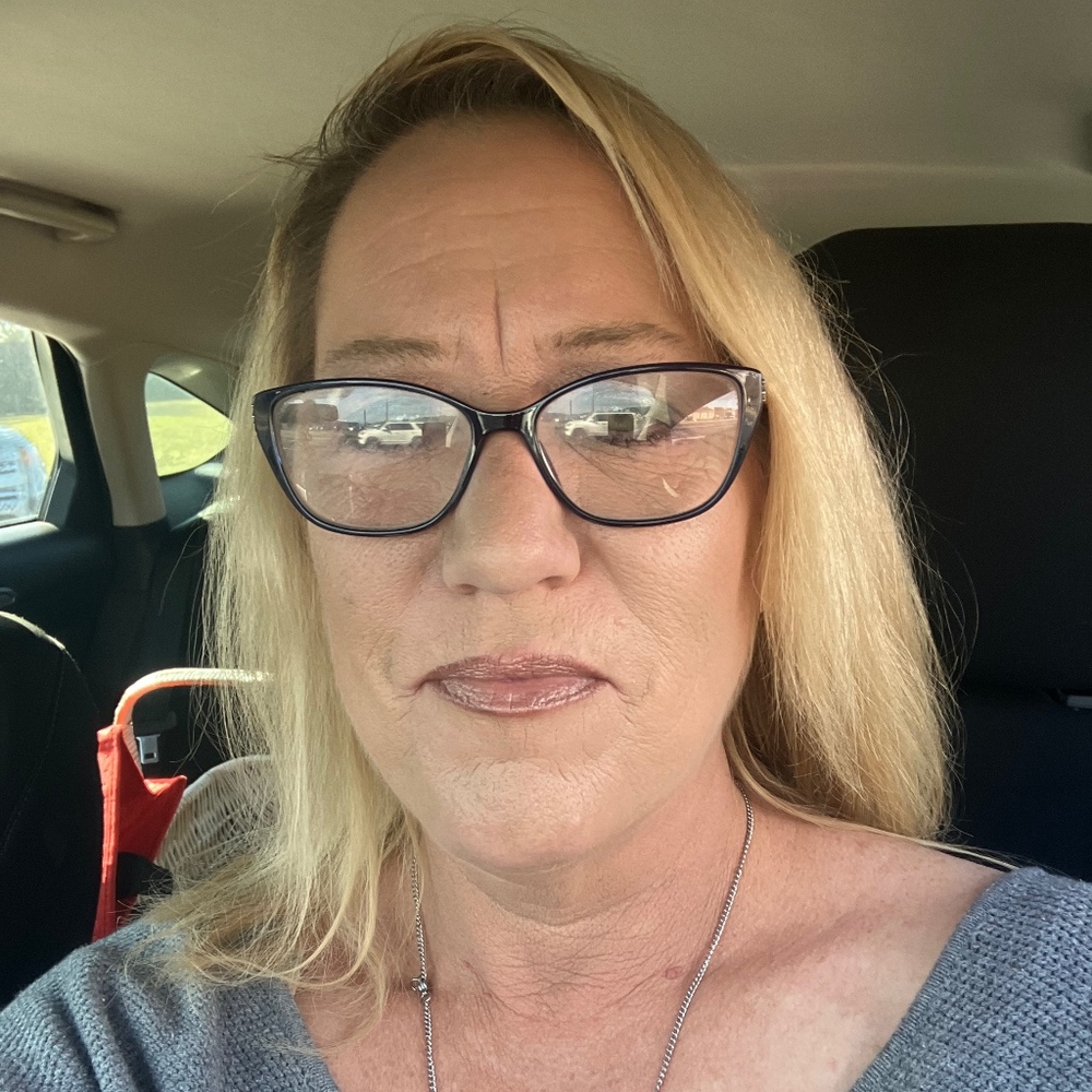 Meet your Posher, Shawna